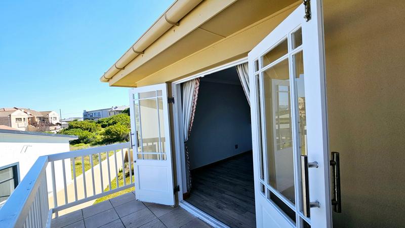 3 Bedroom Property for Sale in Dana Bay Western Cape